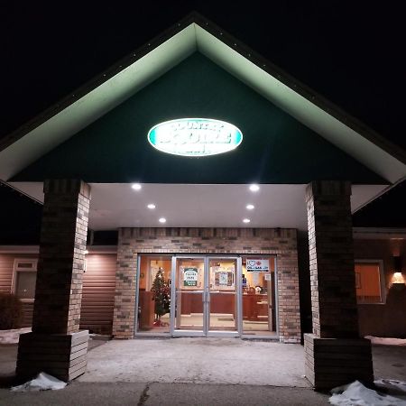 Moosomin 穆索明乡绅宾馆酒店 外观 照片